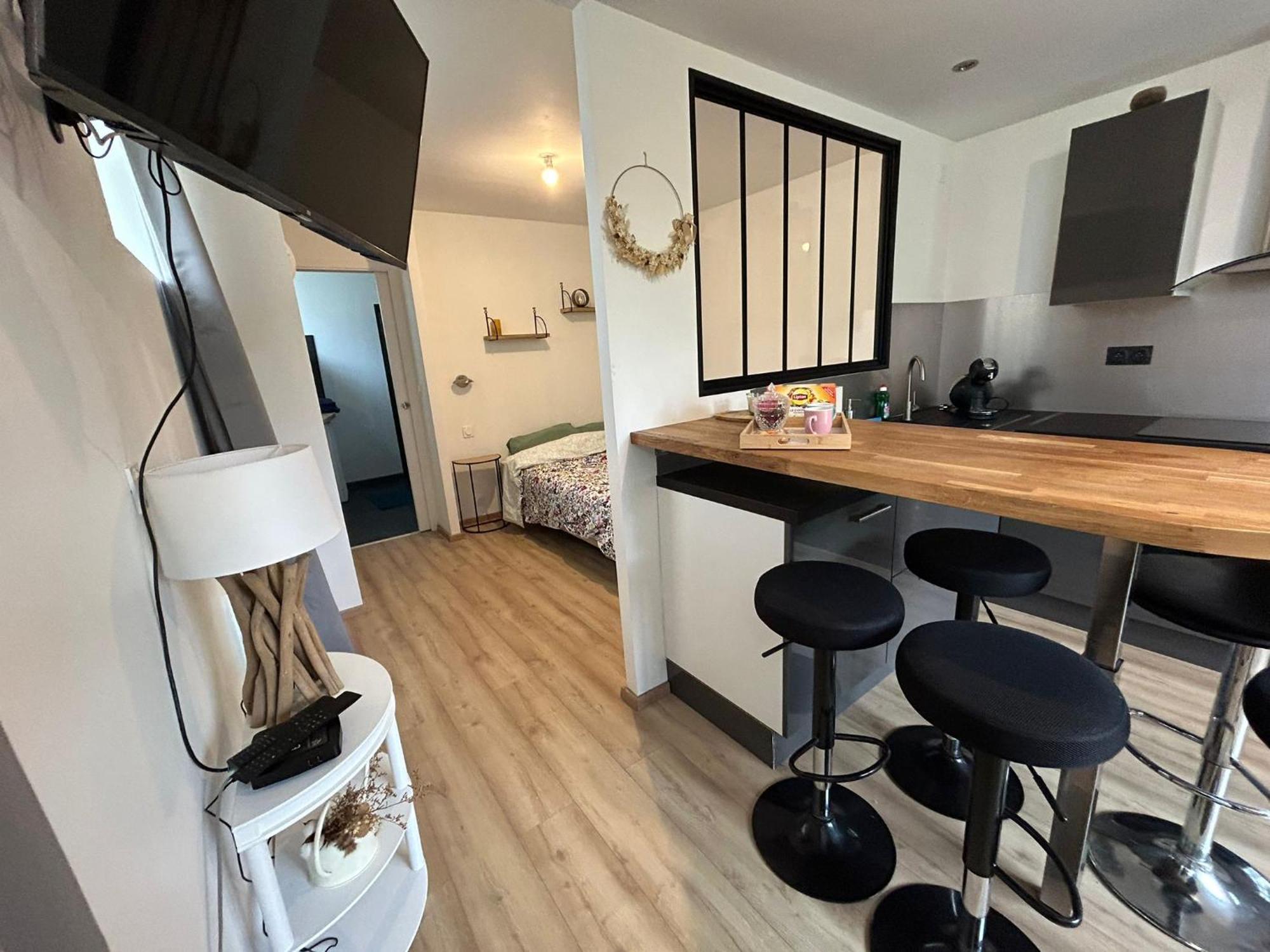 Apartment Cf Cosy Proche Gare, Centre Et Toutes Commodites Sainte-Savine